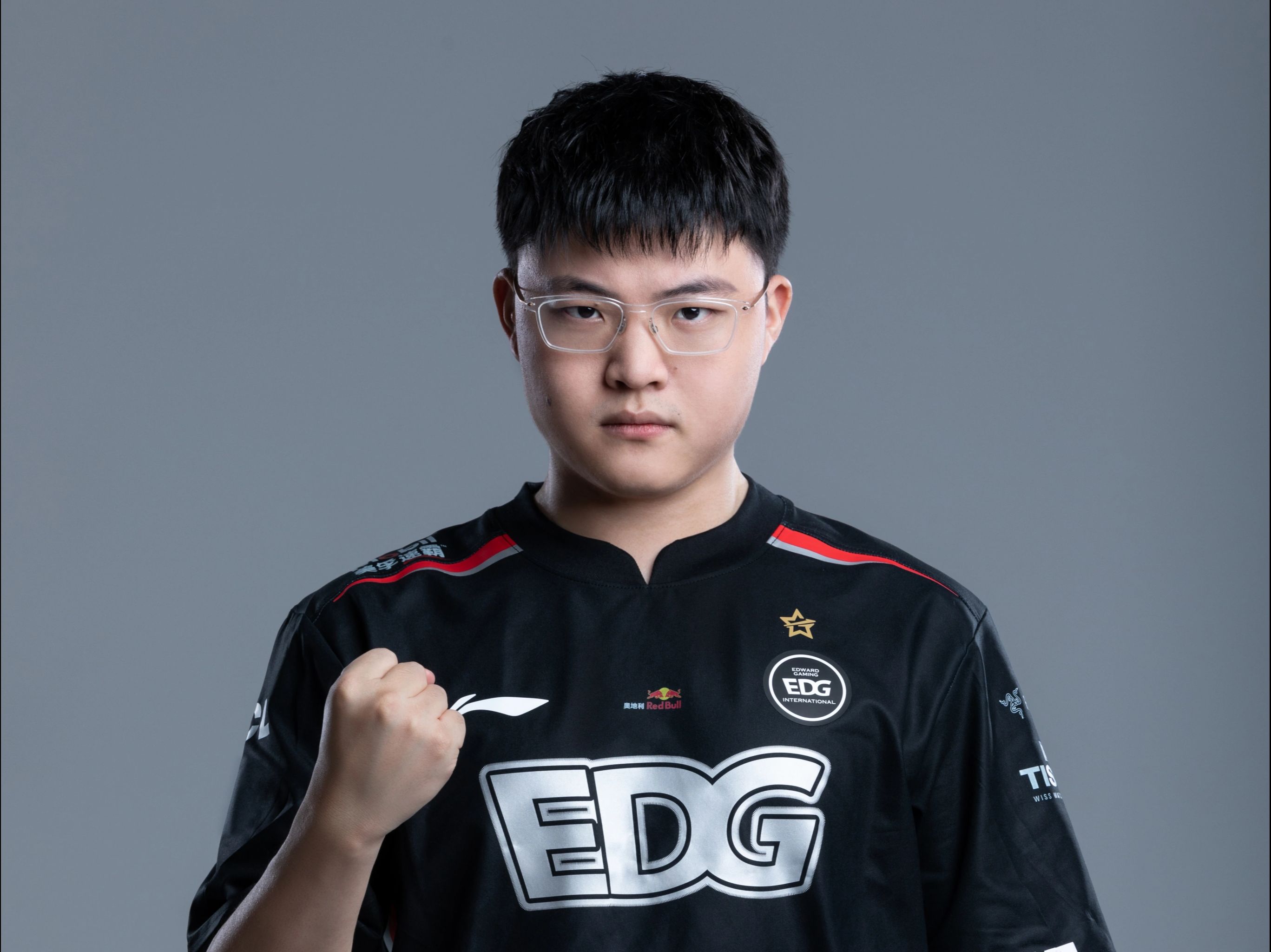 Uzi回归赛场，挺进下一轮首场状态亮眼，澳大利亚队观众沸腾！